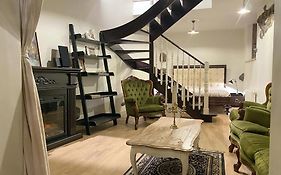 Exclusive Gaono Apartment In The Heart Of Old Town