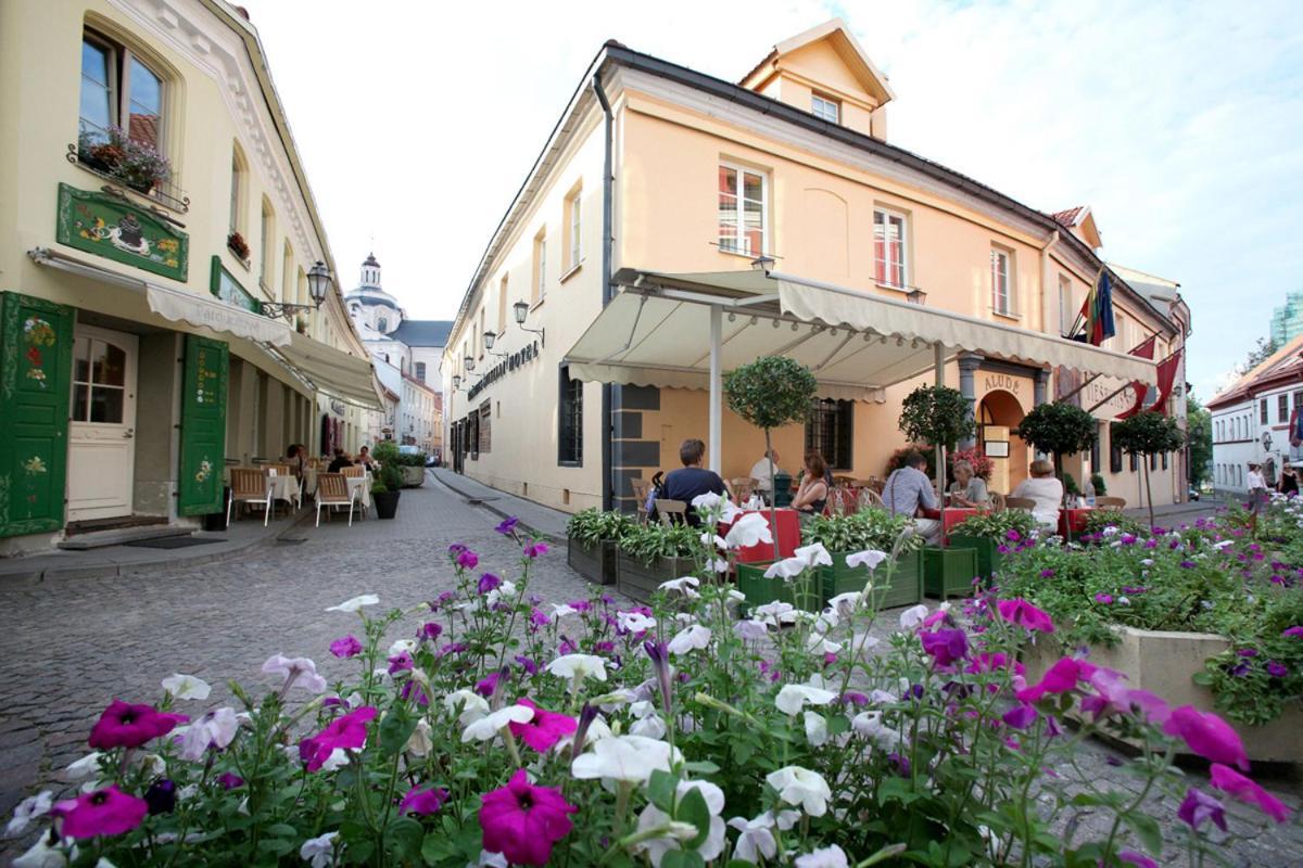 Exclusive Gaono Apartment In The Heart Of Old Town Wilno Zewnętrze zdjęcie